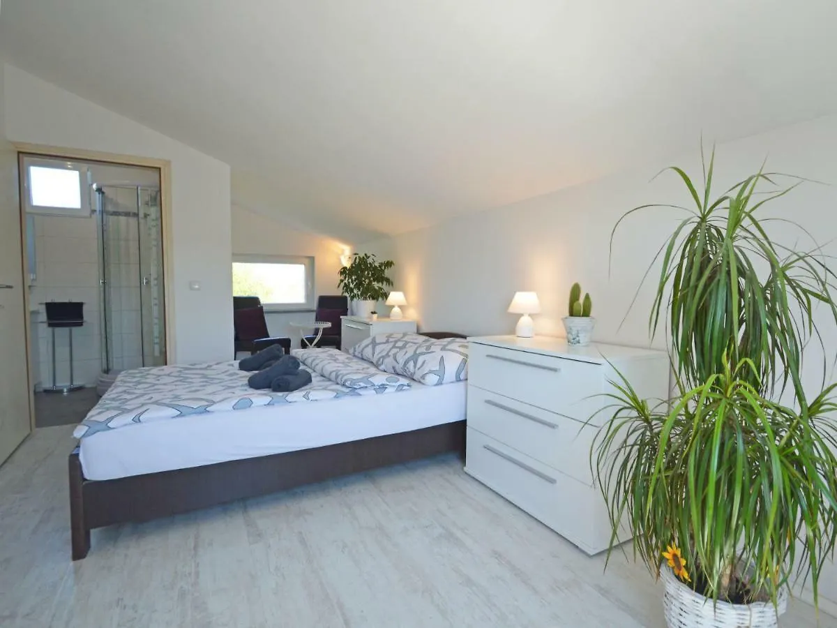 Holiday Home Martina By Interhome Valdebek Croatia