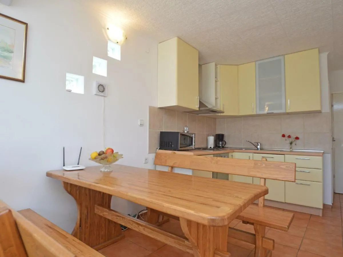 Holiday Home Martina By Interhome Valdebek